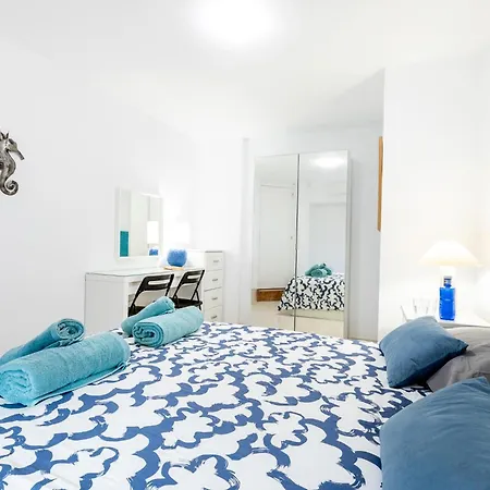 Apartamento K1. Cozy Flores With Pool