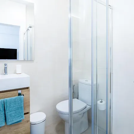 דירה K1. Cozy Flores With Pool